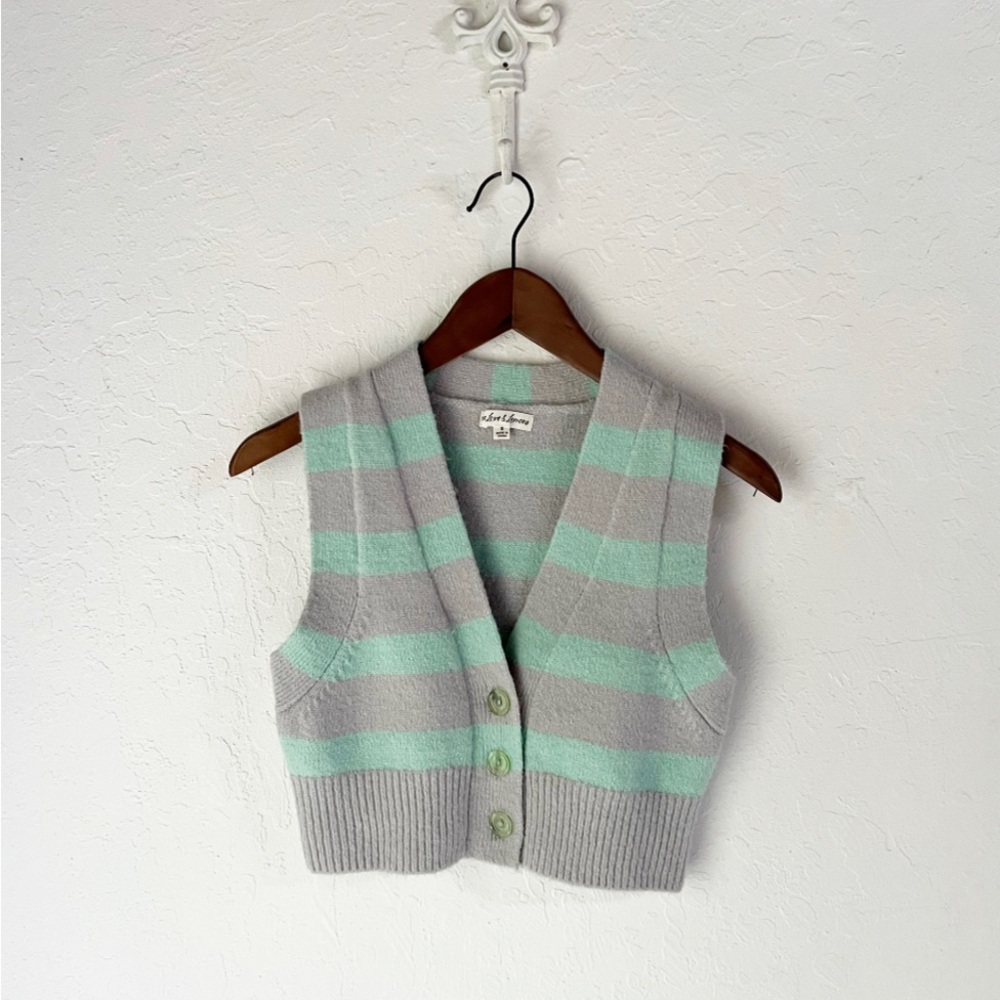 FL&L 🍋 Knits Striped Crop Top Sweater
